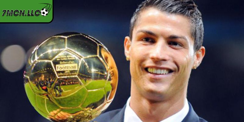 5 Quả Bóng Vàng của Ronaldo khẳng định đỉnh cao