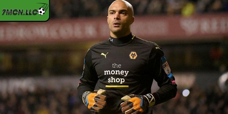 Cầu Thủ Nặng Ký Nhất Lịch Sử Bóng Đá Thế Giới Hiện Đại 3 Carl Ikeme chiếm ưu thế không chiến nhờ thể hình vượt trội